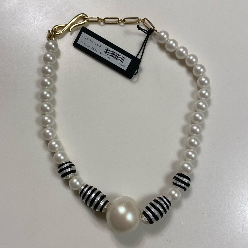 Ann Taylor necklace